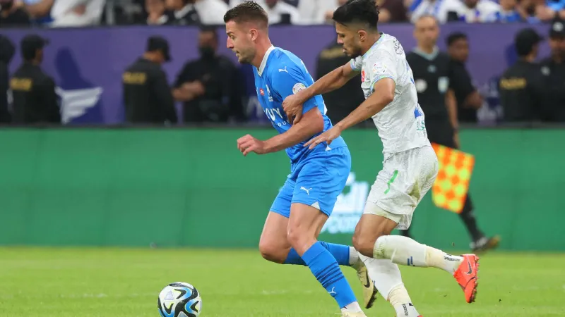 طواقم تحكيم أوروبية تدير قمتي الهلال والاتحاد في كأس الملك