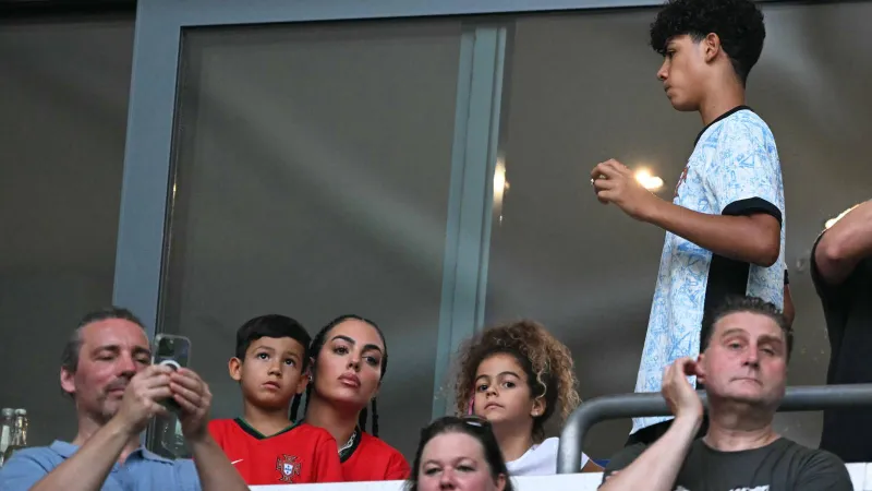 رسالة مؤثرة من جورجينا بعد فوز كريستيانو جونيور مع البرتغال