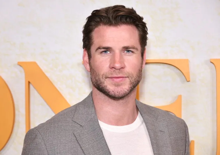 مدرب ليام هيمسوورث يكشف سر تدريبات بناء عضلاته لمسلسل ذا ويتشر