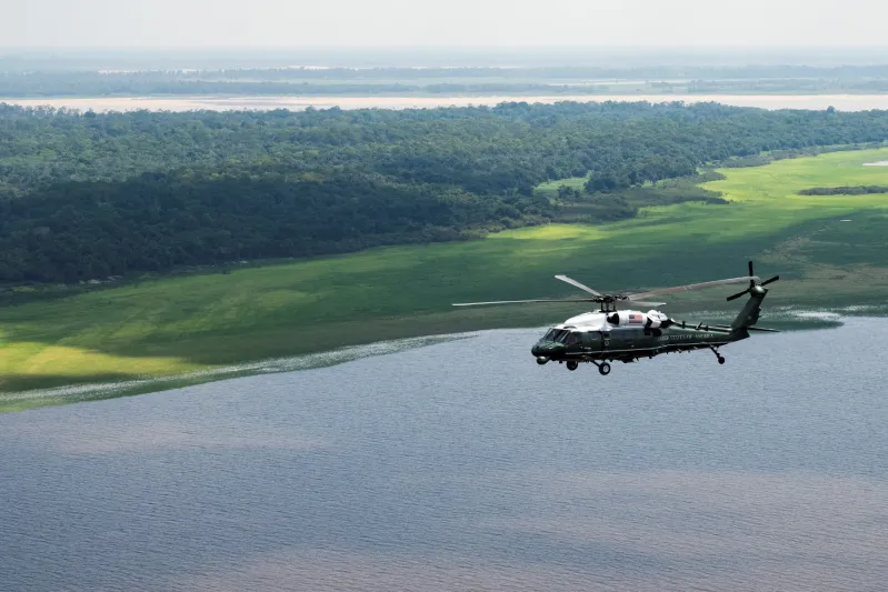  كارثة بيئية في الأمازون: بحيرات تتحول إلى "حمامات بخار" قاتلة