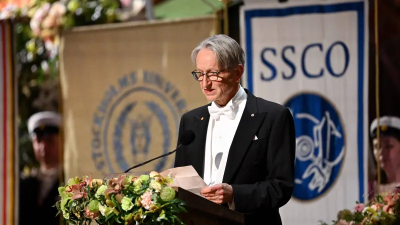 جيفري هينتون: الذكاء الاصطناعي سيخلق بطالة هائلة ويُضاعف أرباح الشركات الكبرى