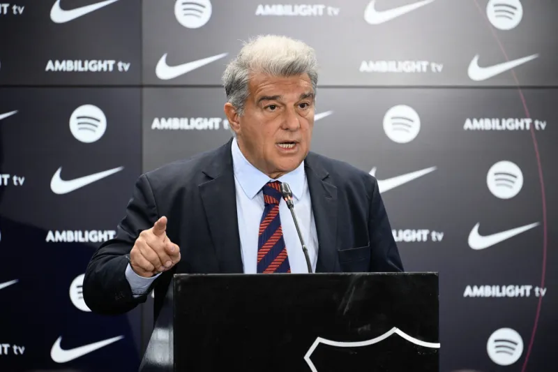 هل يعود ميسي لبرشلونة؟ رئيس النادي يحسم الجدل