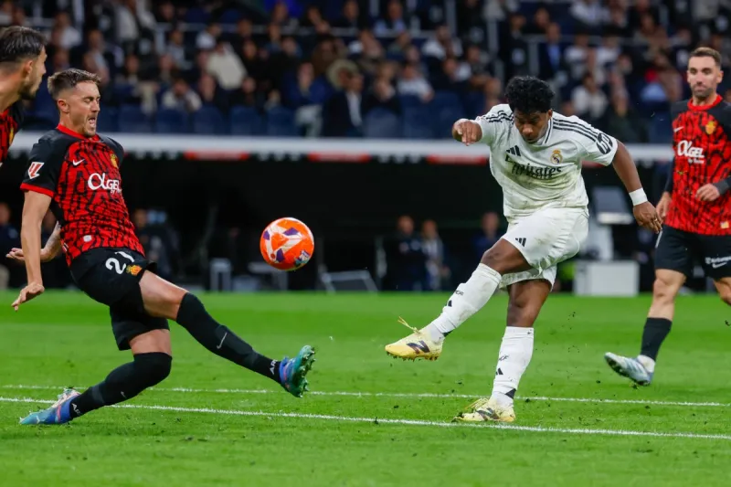 فابريزيو رومانو يؤكد أن مانشستر يونايتد لن يتعاقد مع مهاجم الدوري الإسباني