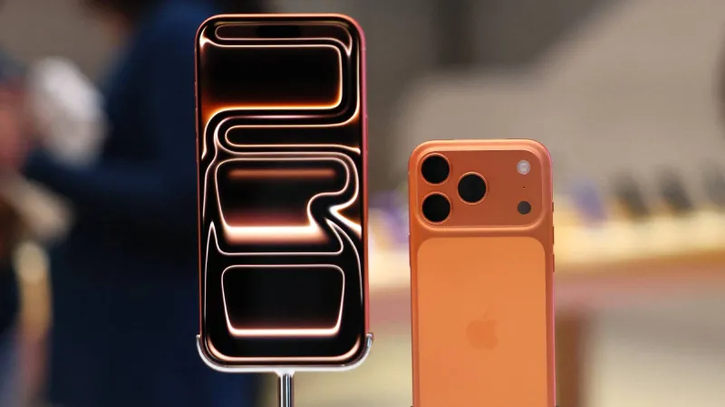 آبل تُبهر الجمهور بإعلان عيد الميلاد المصور بالكامل على آيفون 17 برو (فيديو)