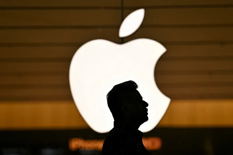 صفقة المليار تجمع آبل وغوغل لتطوير سيري بالذكاء الاصطناعي