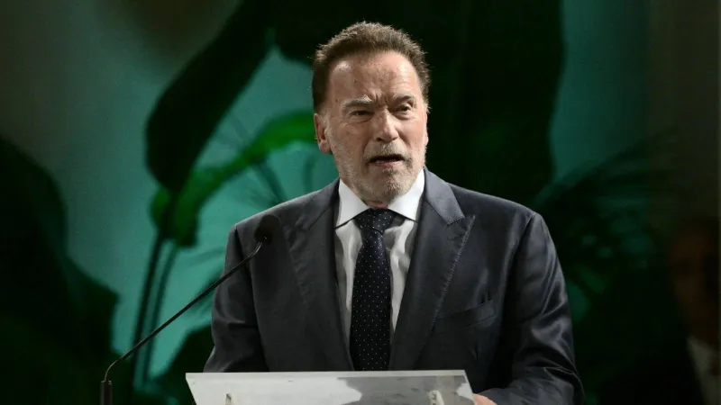 لفتة إنسانية.. أرنولد شوارزنيجر يُفاجئ قدامى المحاربين بعرض فيلم The Running Man