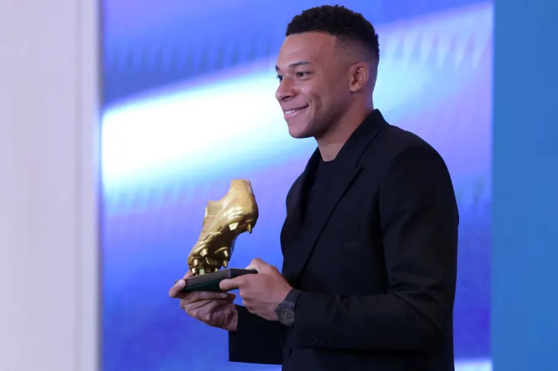  بعد تتويجه بالحذاء الذهبي الأوروبي.. كم تبلغ ثروة كيليان مبابي؟