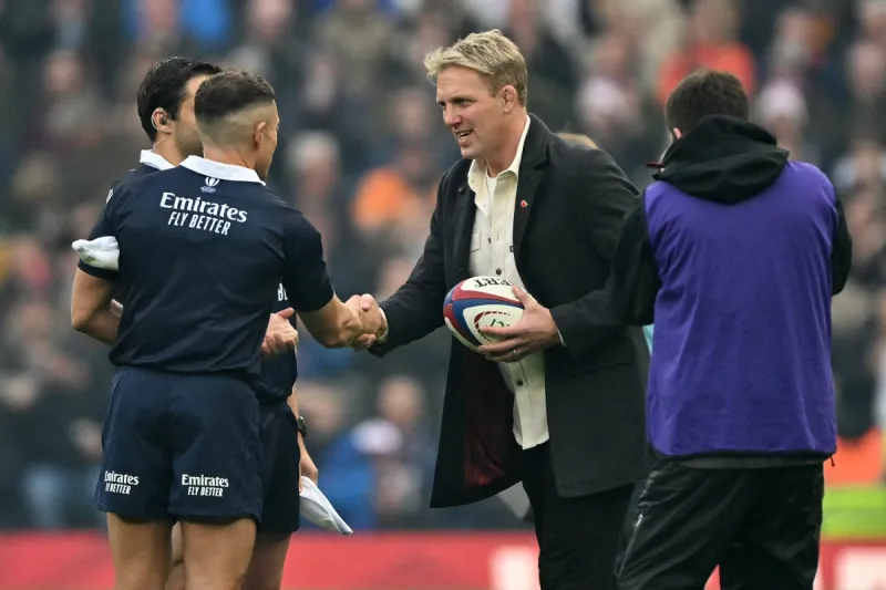 تصفيق وحب في تويكنهام.. الجماهير تساند لويس مودي في معركته مع التصلب الجانبي الضموري