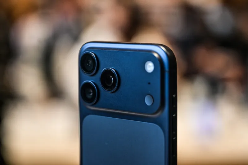 ميزة جديدة في iOS: شارك الملفات مع  أشخاص من خارج جهات الاتصال