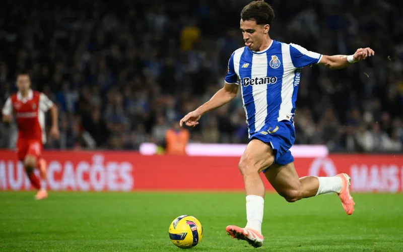 مباراة بورتو ضد نيس: التشكيل المتوقع وأبرز نجوم المواجهة الأوروبية