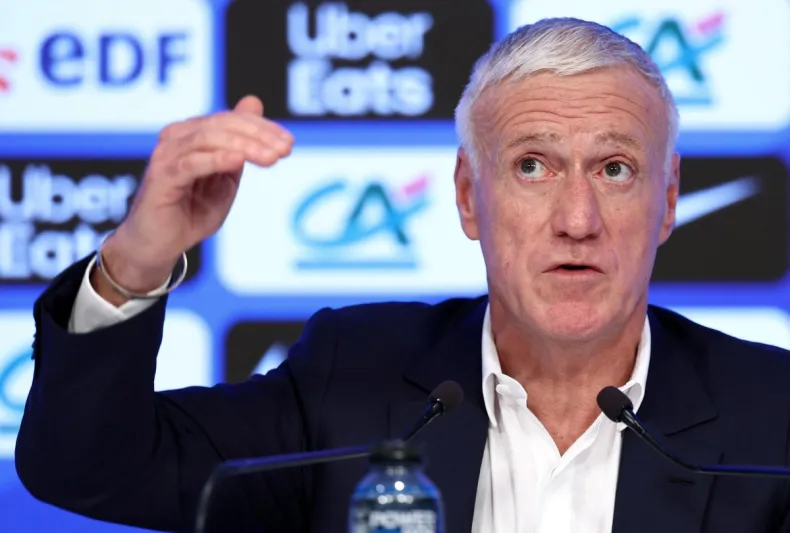  ديشامب يفتح الباب أمام دوري روشن بعد رحيله عن فرنسا