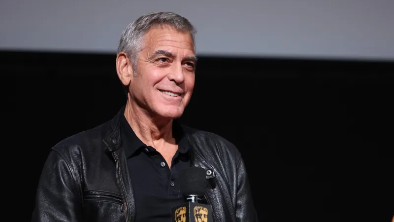 مشهد بطولي في "ER" رشّح كلوني لـ"أسوأ" أفلامه في هوليوود (فيديو)