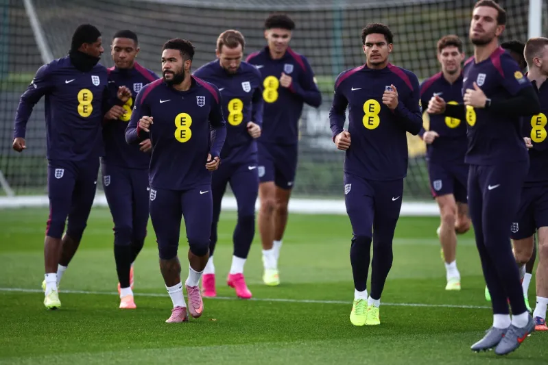 التشكيل المتوقع للمواجهة الحاسمة بين إنجلترا وصربيا في تصفيات كأس العالم 2026