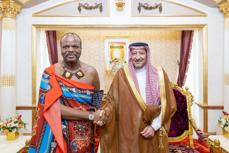 ملك إسواتيني يلفت الأنظار بساعة "جاكوب آند كو" بقيمة 920 ألف دولار