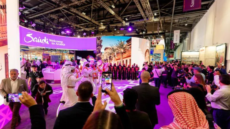 السعودية تتألق في معرض السفر لندن 2025 وتوقع شراكات سياحية استراتيجية