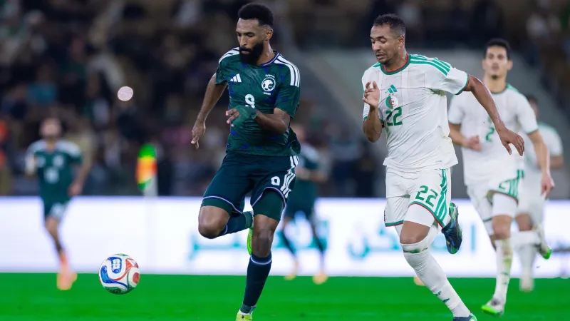 100 مباراة لسالم الدوسري.. وهزيمة المنتخب السعودي أمام الجزائر وديًا (فيديو)