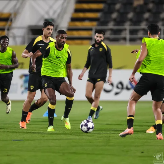 بنفيكا يستهدف نجم الاتحاد في الشتاء.. من يكون؟