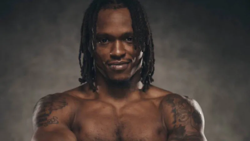 كم تبلغ ثروة أنتوني يارد بعد هزيمته أمام ديفيد بنافيديز؟