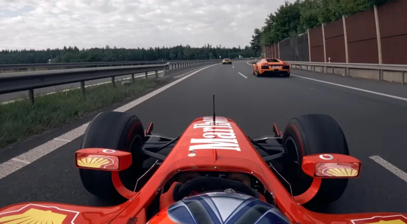 مطاردة مثيرة تنتهي بالقبض على سائق "سيارة الفورمولا الوهمية" في التشيك (فيديو)