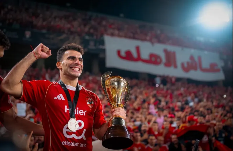 بعد التتويج بالسوبر.. كم تبلغ مكافأة النادي الأهلي المصري؟