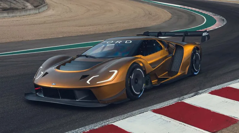  فورد تلمّح لسيارة إنتاجية 2026.. هل تعود GT؟​