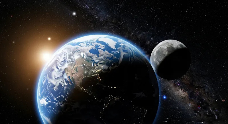 القمر يبتعد عن الأرض ببطء.. دراسة تكشف أسرار الانفصال الكوني