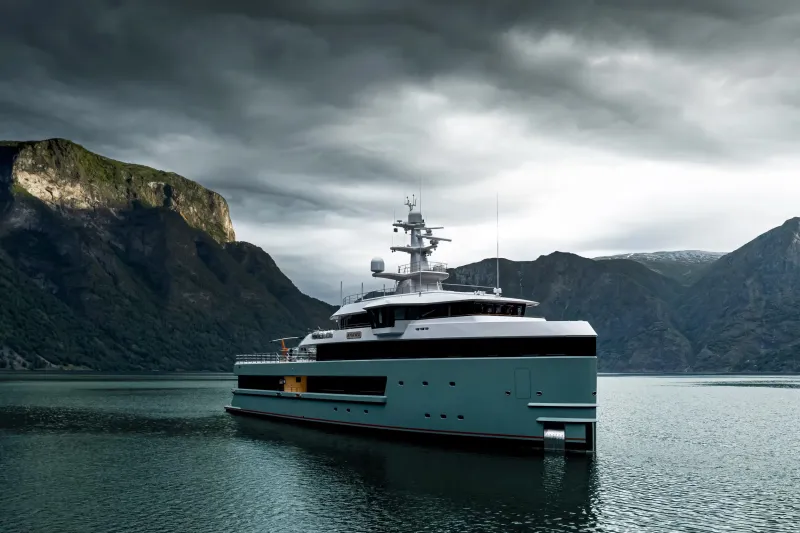 يخت ANAWA الفاخر: فصل جديد من الرفاهية يُكتب على صفحات الموج