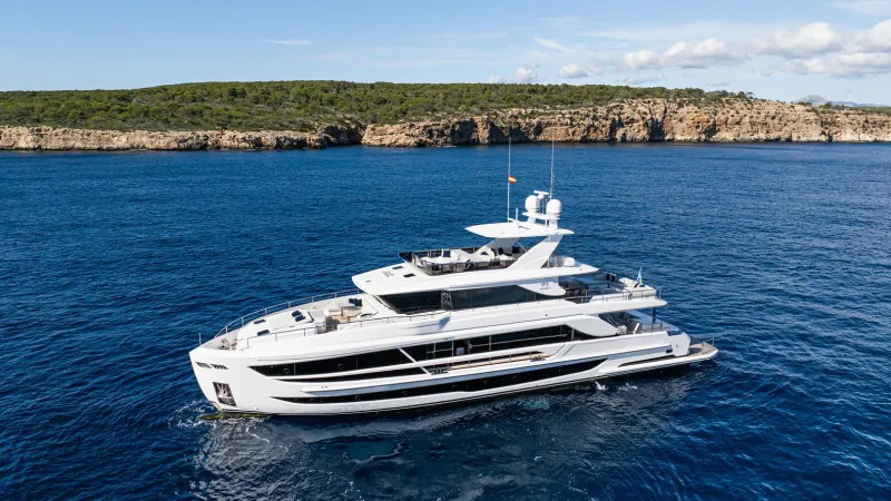 Horizon Yachts﻿ تكشف عن أحدث تحفها البحرية (فيديو)