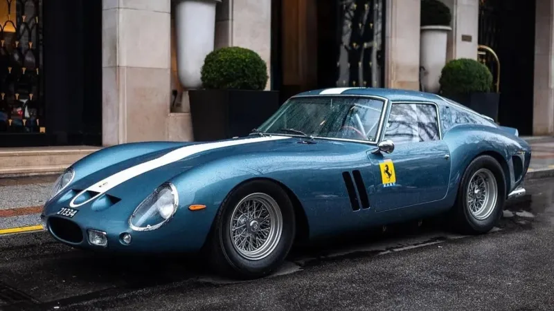 بقيمة 70 مليون دولار.. أغلى فيراري في العالم تبدو في الشارع كسيارة عادية!