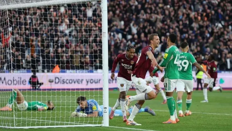 وست هام يكسر عقدة ملعبه ويهزم نيوكاسل بثلاثية مثيرة (فيديو)