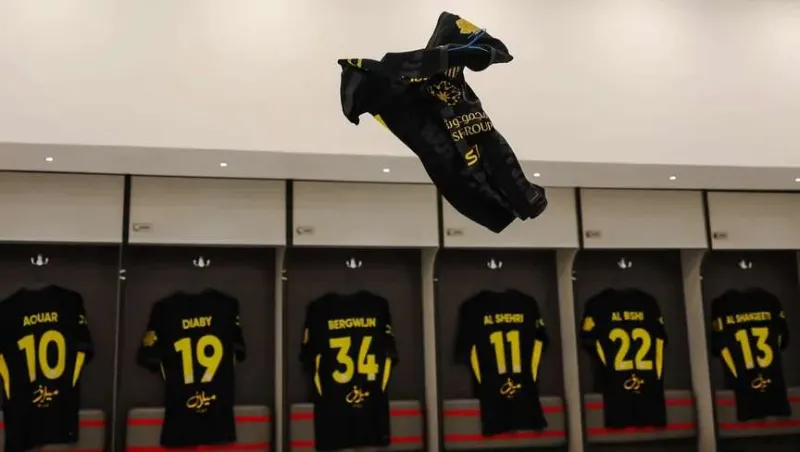 وسط غياب بنزيما.. كونسيساو يعلن التشكيل الأساسي للاتحاد أمام الخليج