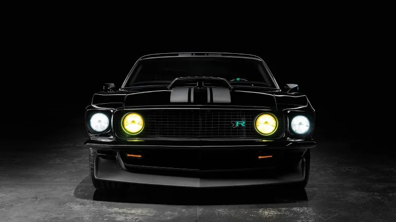 سيارة فورد موستانج موديل 1969 مهملة تتحول إلى تحفة فنية (فيديو)