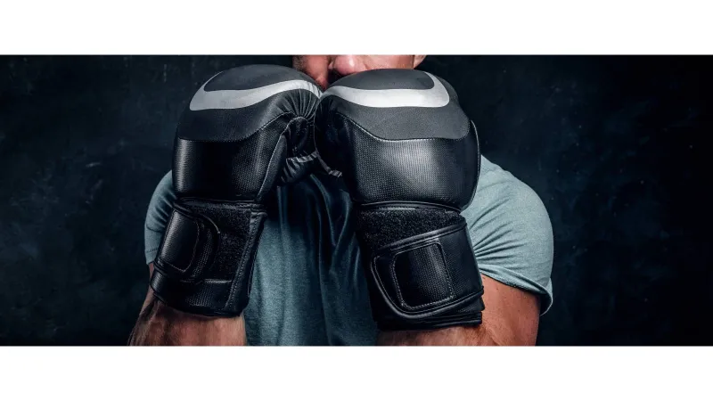 ملاكم بريطاني يواجه السجن 33 عامًا في تركيا.. والسبب غير متوقع (فيديو)