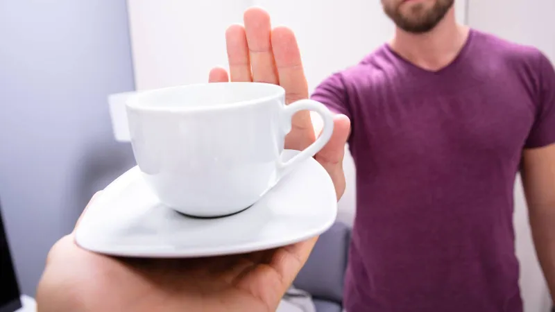 القهوة بعد الثانية ظهرًا.. عادة يومية تسرق نومك