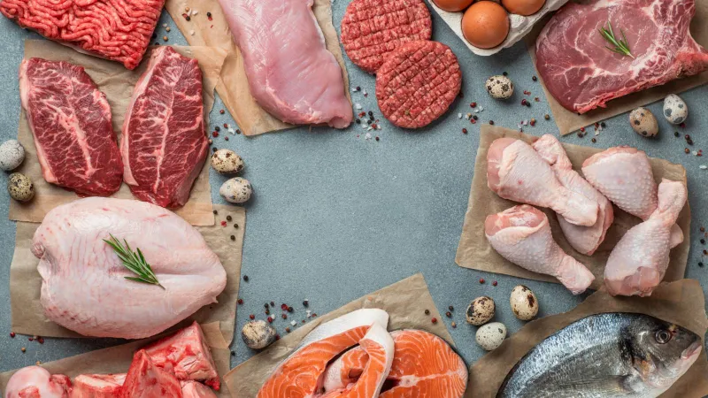 هل تحتاج حقًا إلى مكملات البروتين؟ خبير صحة القلب يكشف الحقيقة