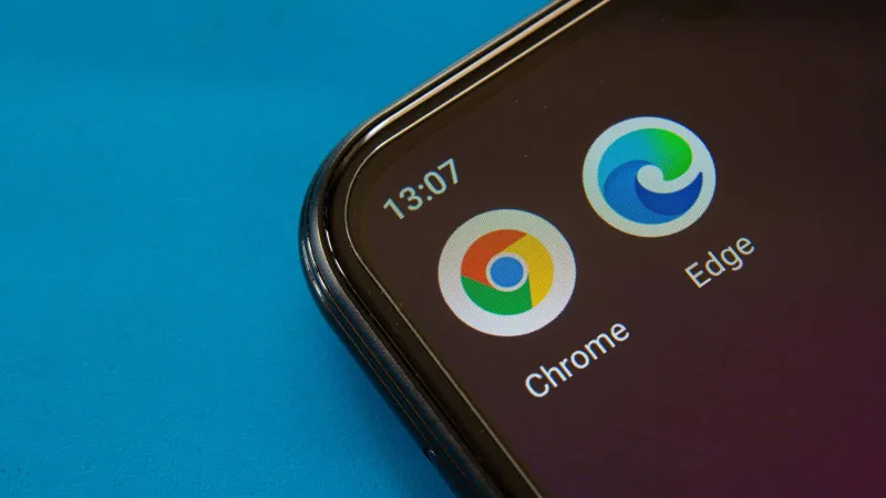 مايكروسوفت تُكافئ من يختار Edge بدلًا من Chrome ببطاقات هدايا