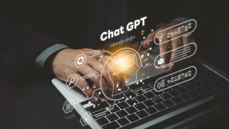 كيف دمج تحديث "شات جي بي تي" بين الصوت والنص في واجهة واحدة؟