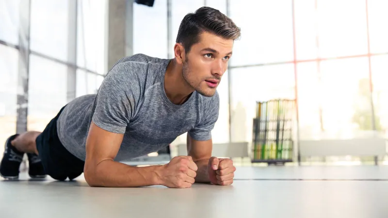 تمريني يوغا بسيطين مدتهما 10 دقائق يجعلانك تشعر أنك أصغر بعشر سنوات