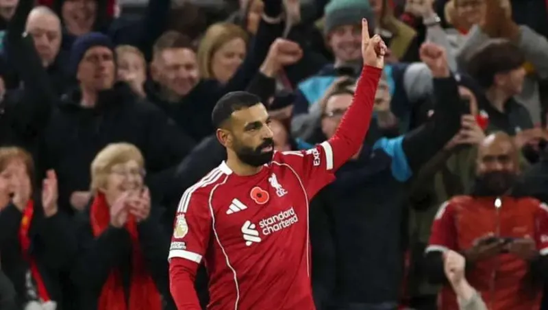 الفرعون المصري يكتب مجدًا جديدًا.. محمد صلاح يعادل إنجاز روني ويطارد راش 