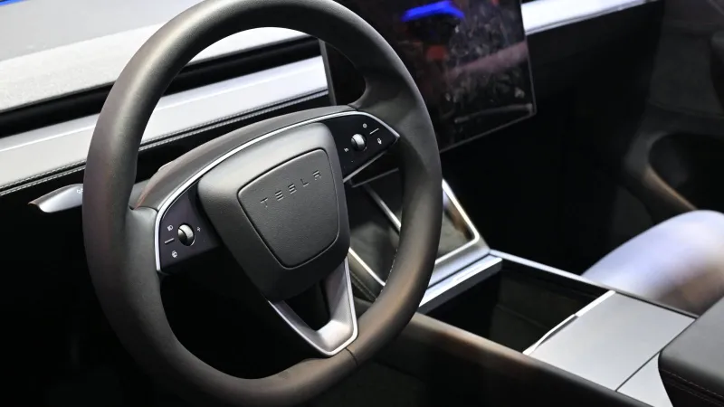 تسلا تقترب خطوة جديدة من القيادة الذاتية عبر ابتكار تقني مذهل