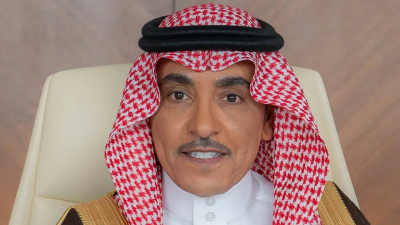وزير الإعلام يستعرض إنجازات المملكة في الذكاء الاصطناعي والتحول الرقمي