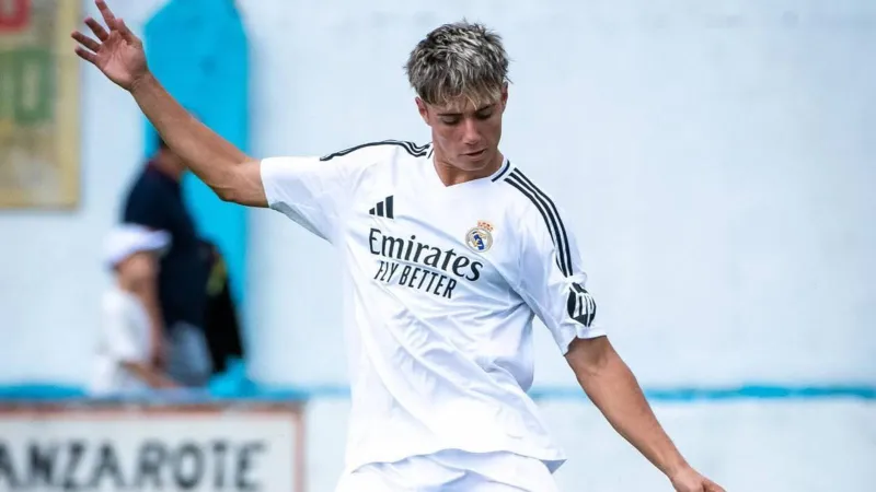 أزمة الظهير الأيسر تصنع بطلًا جديدًا في ريال مدريد: قصة فيكتور فالديبيناس