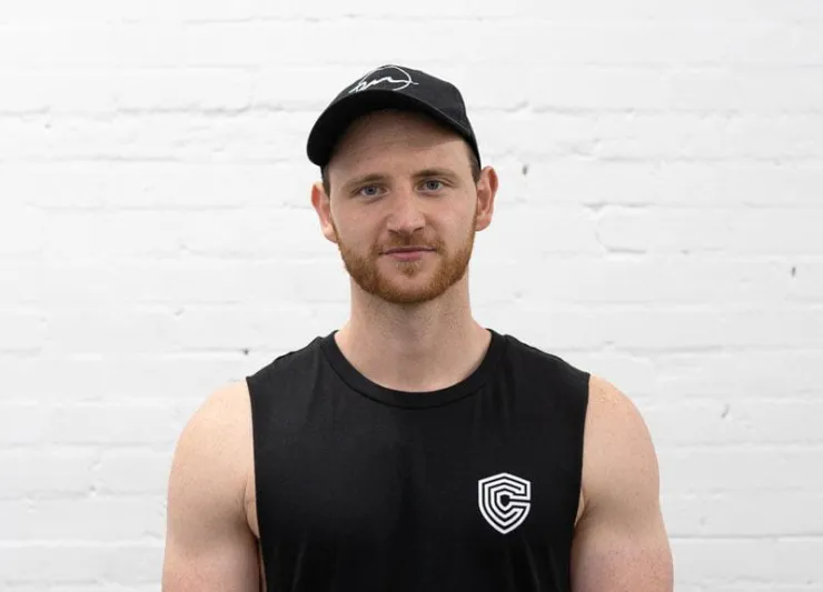 بريطاني يحطم الرقم القياسي العالمي لأكبر وزن في رفع الأثقال خلال 24 ساعة (فيديو)