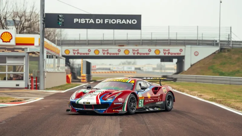 فيراري 488 GTE الأسطورية تعود للمزاد في باريس 2026 بهذا السعر