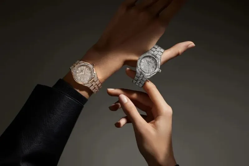 فاشرون كونستانتين تحتفل بالذكرى الـ270 بإبداعات فاخرة تدمج الزمن والفن