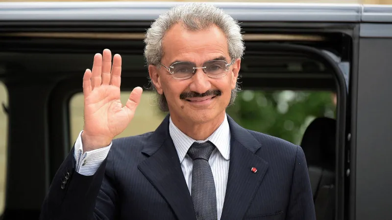 تقارير: تفاصيل حاسمة تقرب الوليد بن طلال من امتلاك الهلال بالكامل