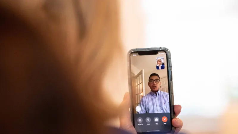 روسيا تتخذ قرارًا مفاجئًا بشأن "فيس تايم" و"سناب شات"