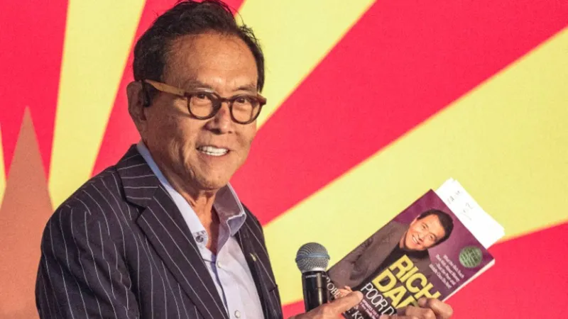 كيوساكي يتنبأ بارتفاع الذهب والبتكوين.. ويحذر من تجاهل التاريخ المالي