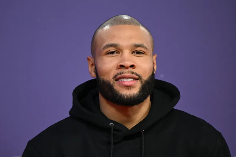 كريس يوبانك جونيور يطرح ماكلارين 720S الفريدة للبيع.. كم سعرها؟