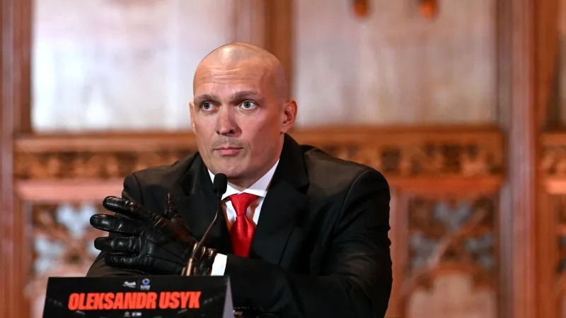 أوسيك يسخر من جيك بول: "جوشوا رولز رويس.. وبول مجرد فيات!"